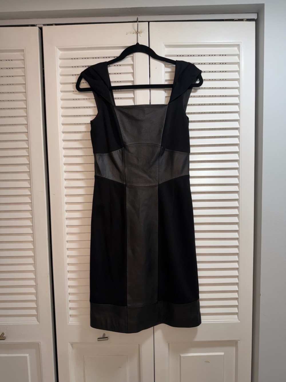ANTONIO MELANI Black Sleeveless Leather Paneled Midi Dress
